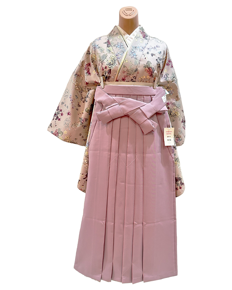 くすみピンクの花柄着物×無地くすみピンク袴