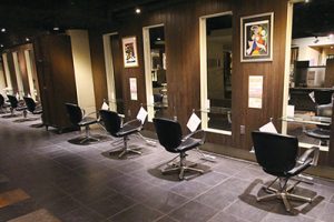 Lee東三国店