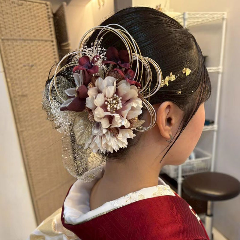 大人っぽいアップスタイル